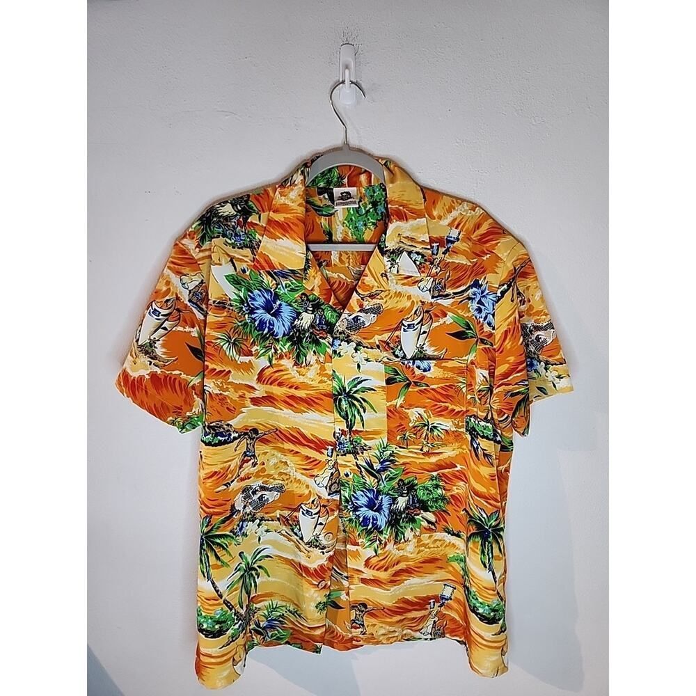 VTG. HAWAIIAN MENS L SHORT S.SHIRT KENNINGTON LTD CALIF, WOOD BUTTONS